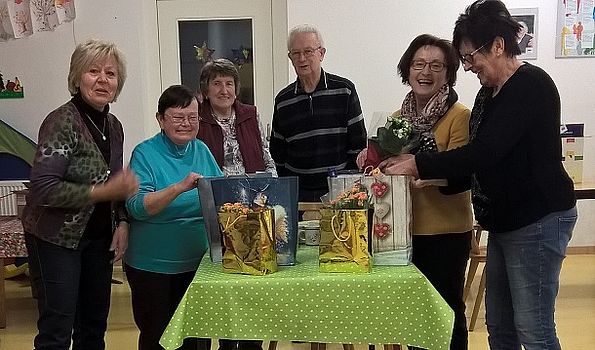 Der OV Tegernheim Besucht in der Weihnachtszeit ältere und behinderte Mitmenschen